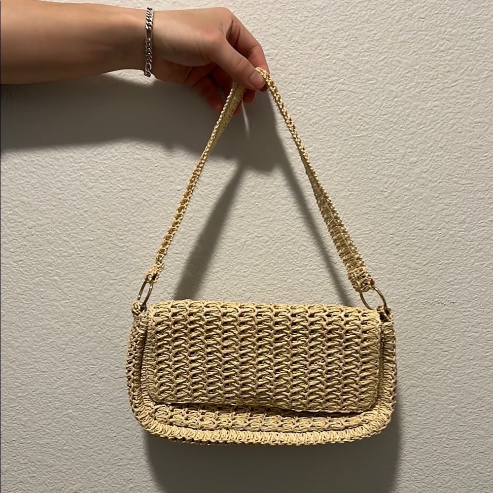Elegant Cream Woven Shoulder Bag